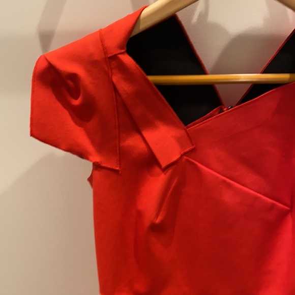 Limited edition bergdorf Goodman Roland mouret - Picture 3 of 5